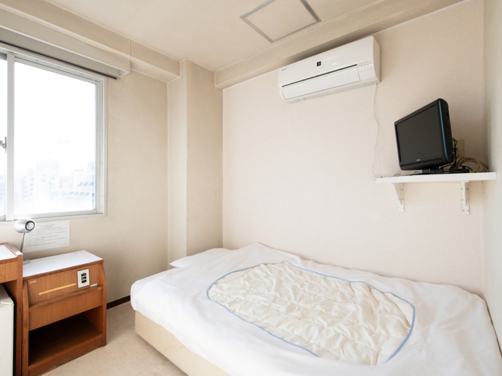 Фото Oyo Business Hotel Kanazono Gifu