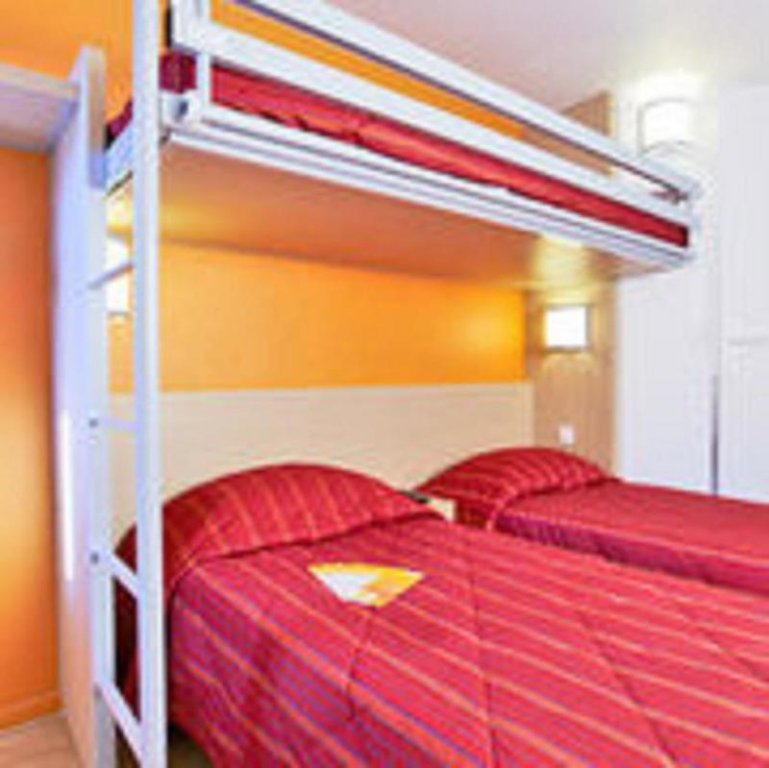 Фото Premiere Classe Biarritz