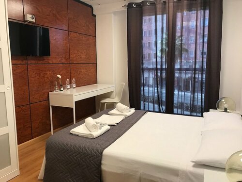 Гостиница Monalisa Luxury Suites в Провинции Валенсия