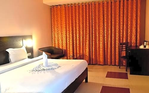 Фото Hotel City Inn Varanasi