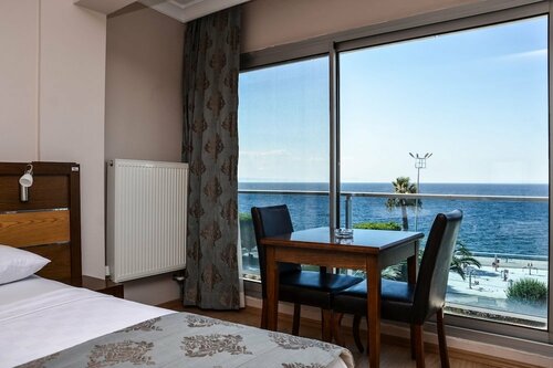 Гостиница Perla Hotel в Дикили