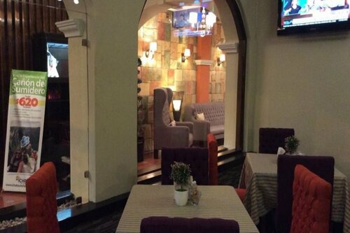 Гостиница Hotel Del Carmen EN el centro de Tuxtla Gutiérrez в Штате Чьяпас