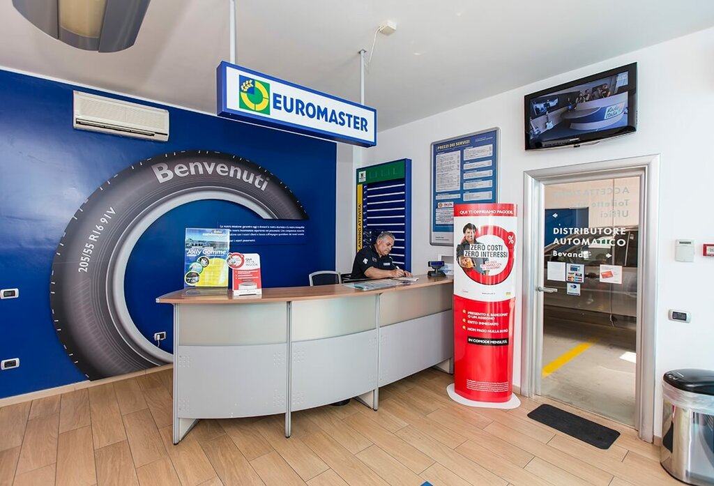 Vehicle assessment Euromaster Jolly Gomme, Campania, photo