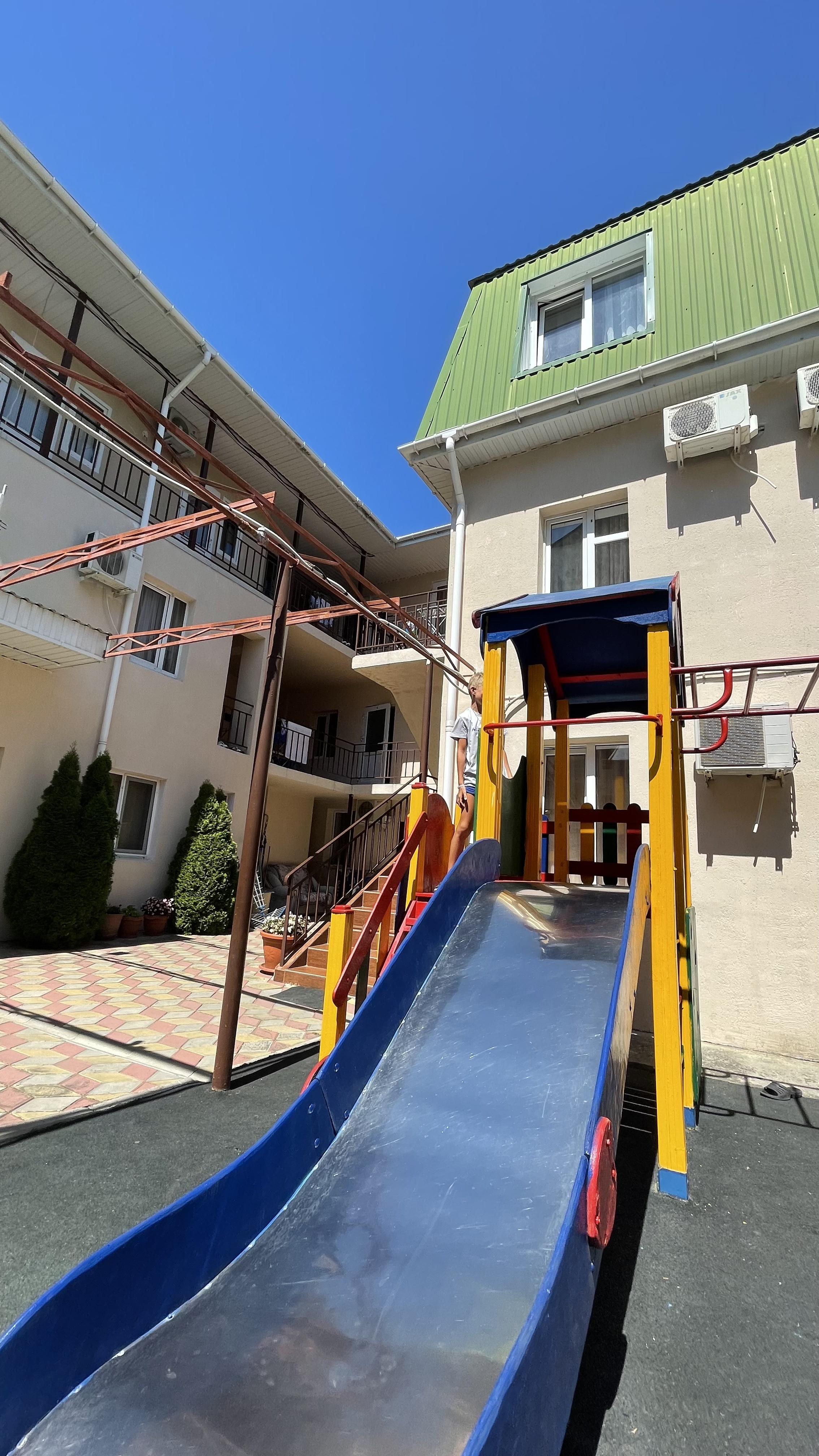 Фото Илиадис