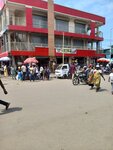 Ray col (Kadiri Zongo Lane, 39), tienda de construcción