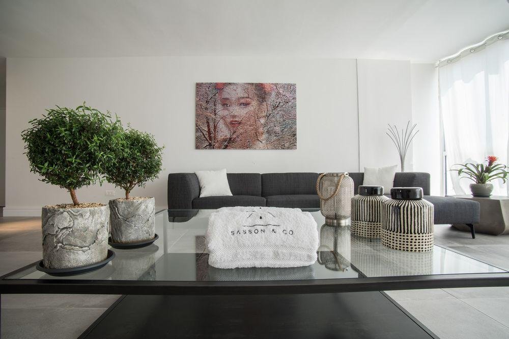 Фото Sasson & Co Luxury 2Bed 2Bath Apt by Hilton Beach