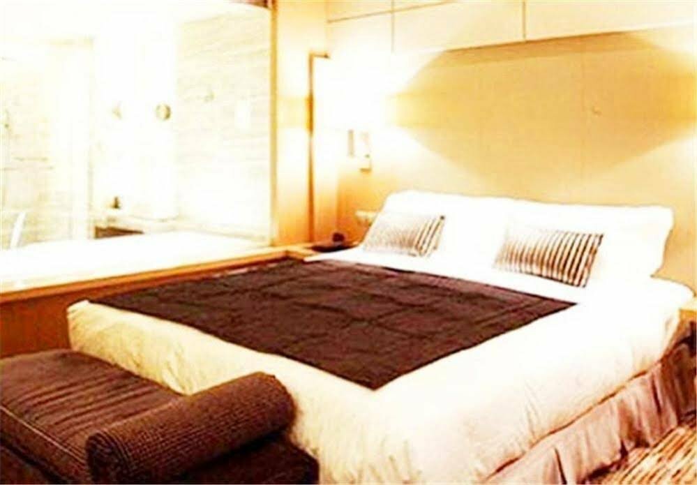 Hotel C. kong Labor Hotel - Harbin, Harbin, photo