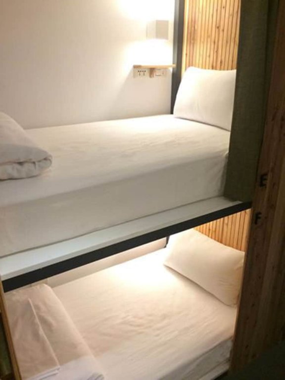 Фото Star Hostel Taipei Main Station