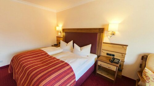 Внешний вид отеля Post Hotel Mittenwald в Миттенвальде, фото 5