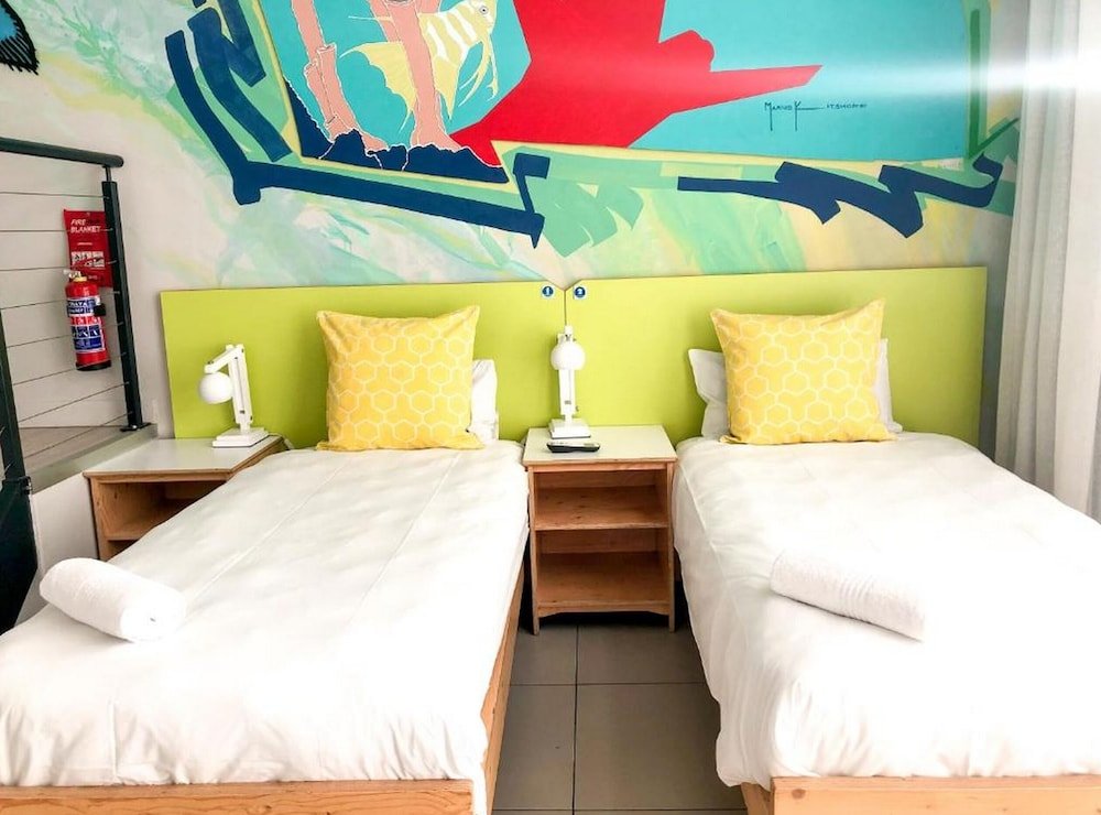 Фото Mojo Hotel