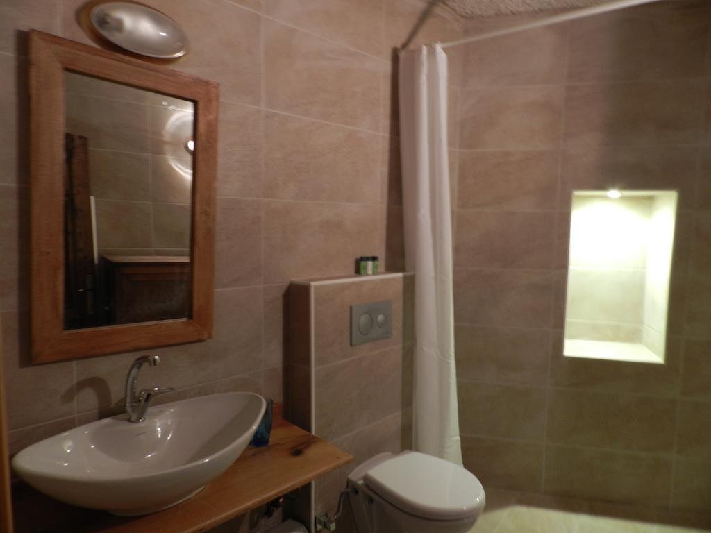 Фото Eagle Cave Inn