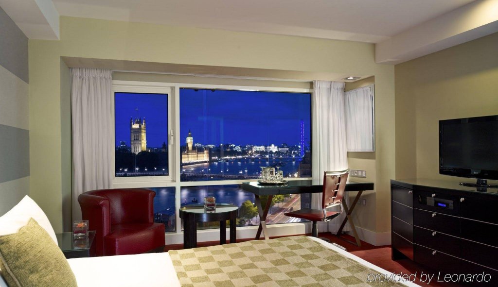 Фото Park Plaza London Riverbank