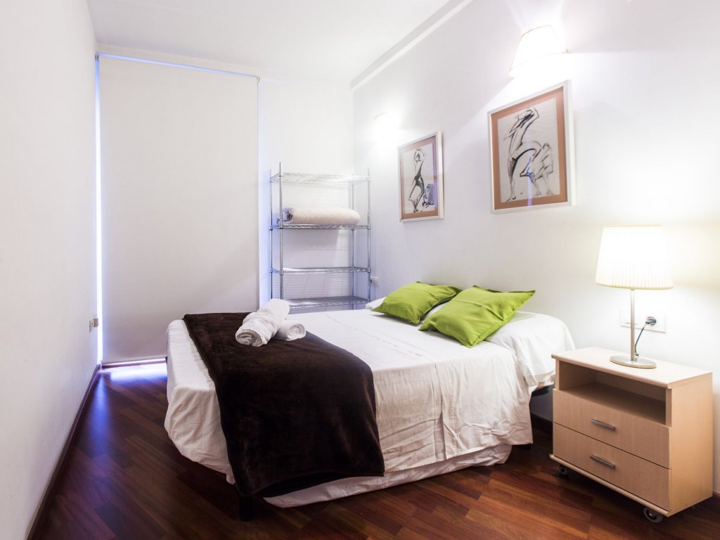 Фото Valencia Lounge Hostel