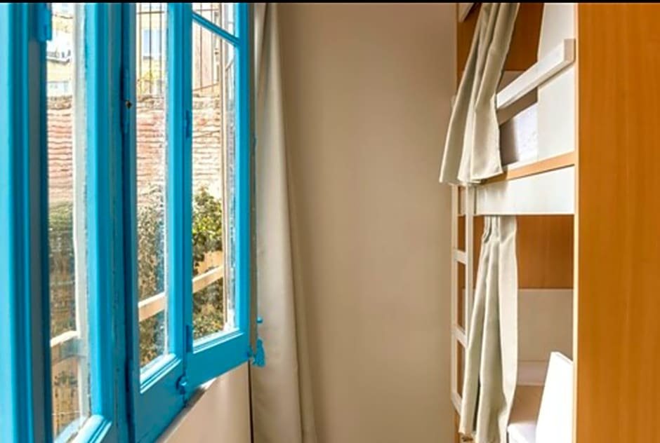 Фото The Loft Hostel Barcelona