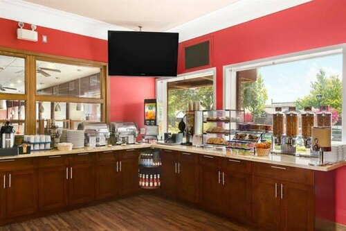 Гостиница Days Inn by Wyndham Terrace в Террасе