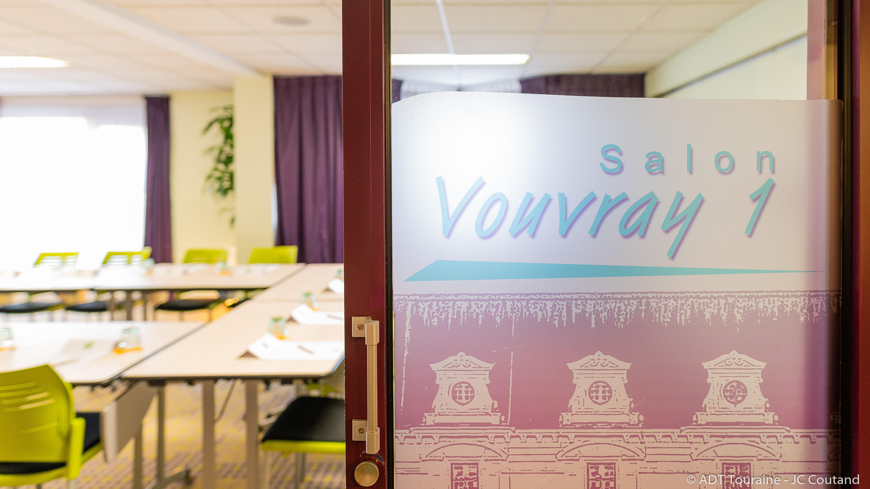 Фото Ibis Styles Tours Centre