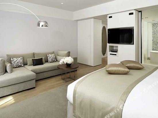 Фото Sofitel Paris Arc de Triomphe Hotel