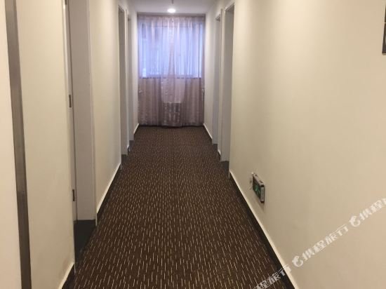 Фото 7 Days Inn Jiangmen Heshan Branch