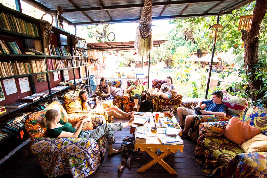 Фото отеля 2