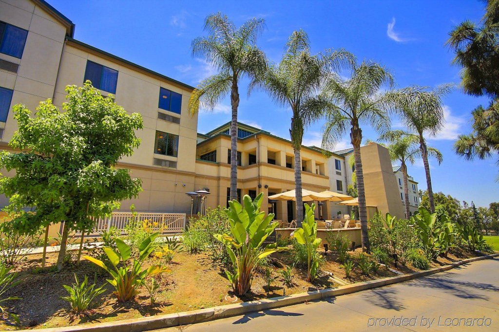 Фото Hilton Garden Inn Los Angeles Montebello