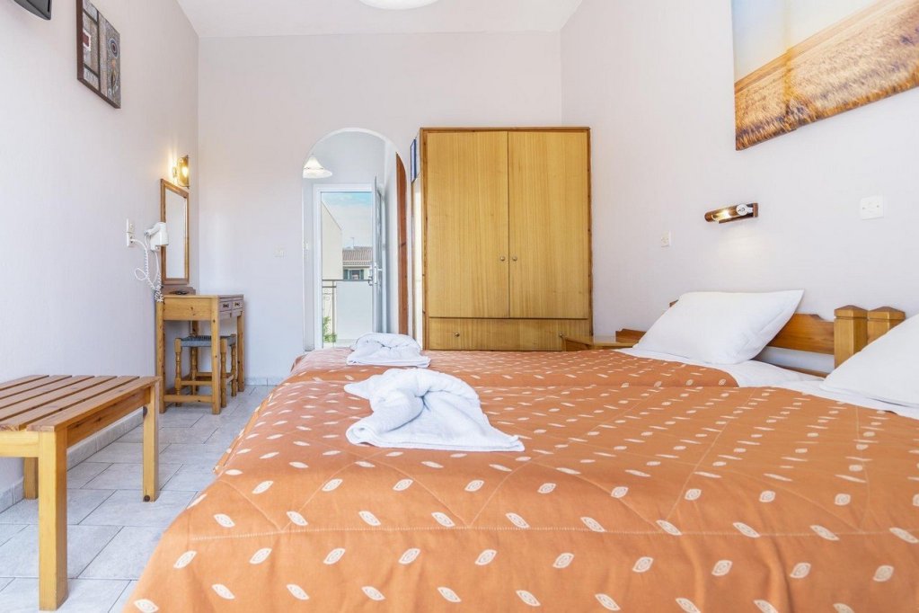 Фото Malena Hotel & Suites - Adults Only by Omilos Hotels