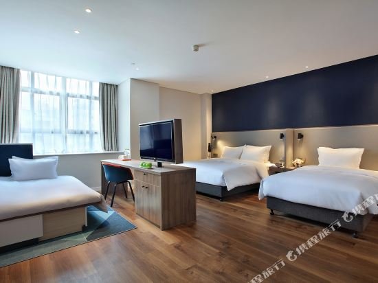 Фото Holiday Inn Express Guilin City Center, an Ihg Hotel