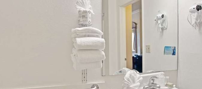 Фото Super 8 by Wyndham Hollywood LA Area