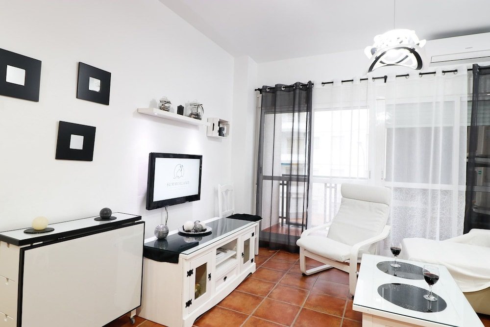 Фото Apartamentos San Francisco by Summerland