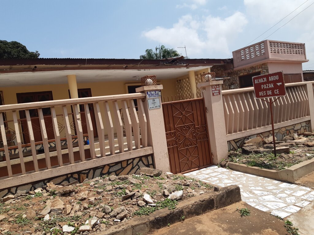 Housing complex Alhaji Razak reidence, Accra, photo