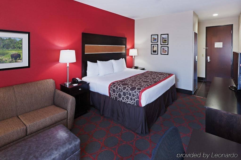 Фото La Quinta Inn & Suites by Wyndham Tulsa Catoosa Route 66