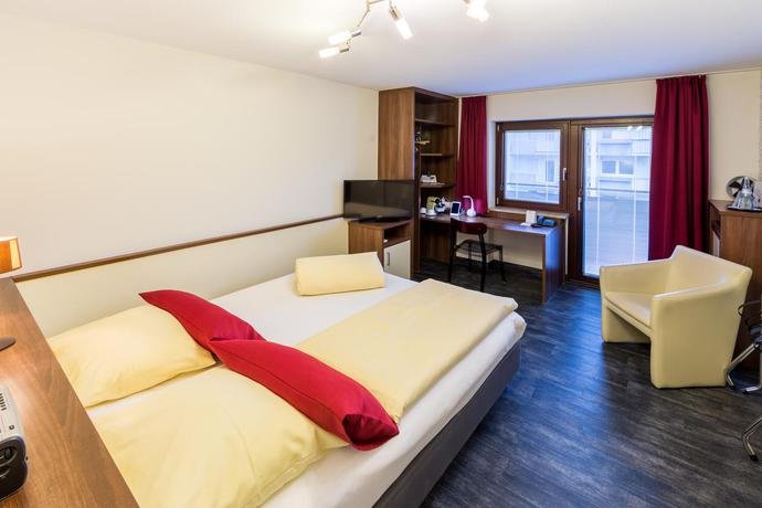 Фото Best Western Hotel Wuerzburg Sued