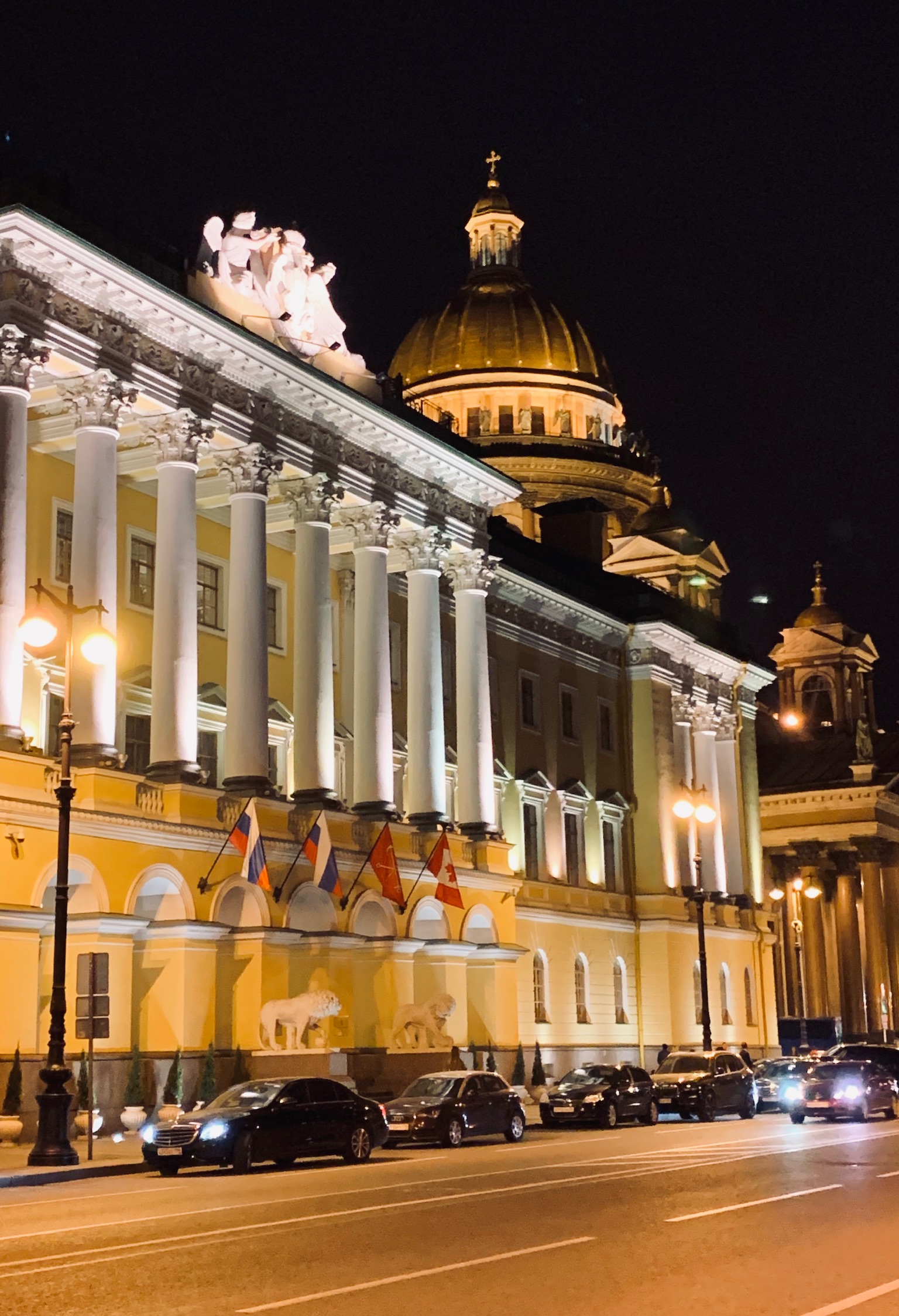 Фото Four Seasons Lion Palace St. Petersburg