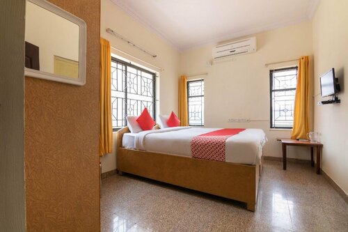 Гостиница Oyo 10242 Hotel Shelton Suites в Бангалоре