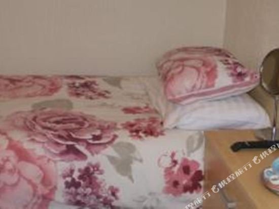 Фото Hazelgrove Guest House