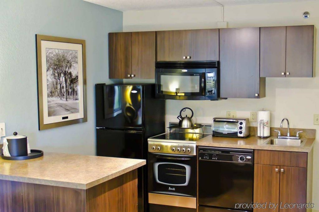 Фото Hampton Inn Portsmouth Central