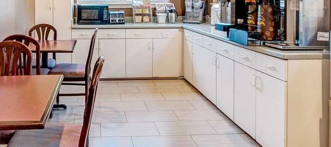 Фото Super 8 by Wyndham Richardson Dallas