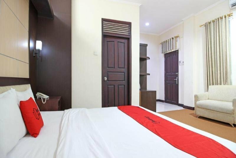 Гостиница RedDoorz near Kranggan Tugu Jogja в Джокьякарте