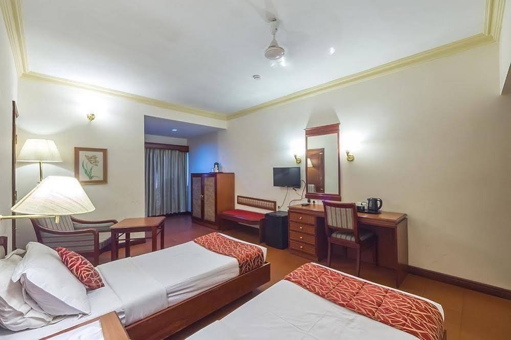 Фото Issacs Residency