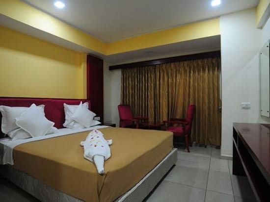 Фото Pride Biznotel - The Maison Anand