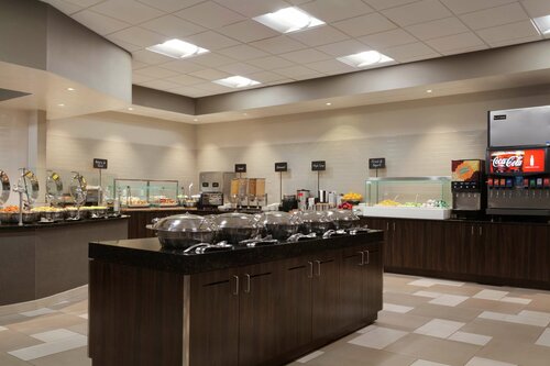 Гостиница Embassy Suites by Hilton Jacksonville Baymeadows
