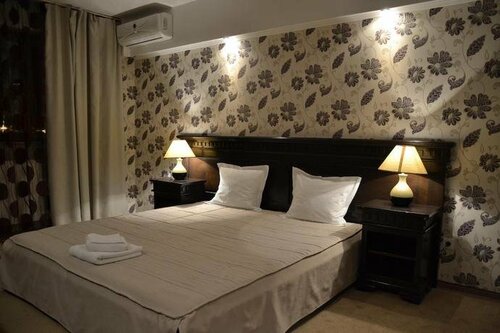 Гостиница Hotel Condor в Дробета-Турну-Северине
