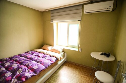 Гостиница YaKorea Hostel Dongdaemun в Сеуле