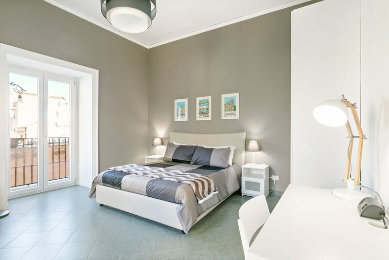 Гостиница Stylish Flat Maqueda в Палермо
