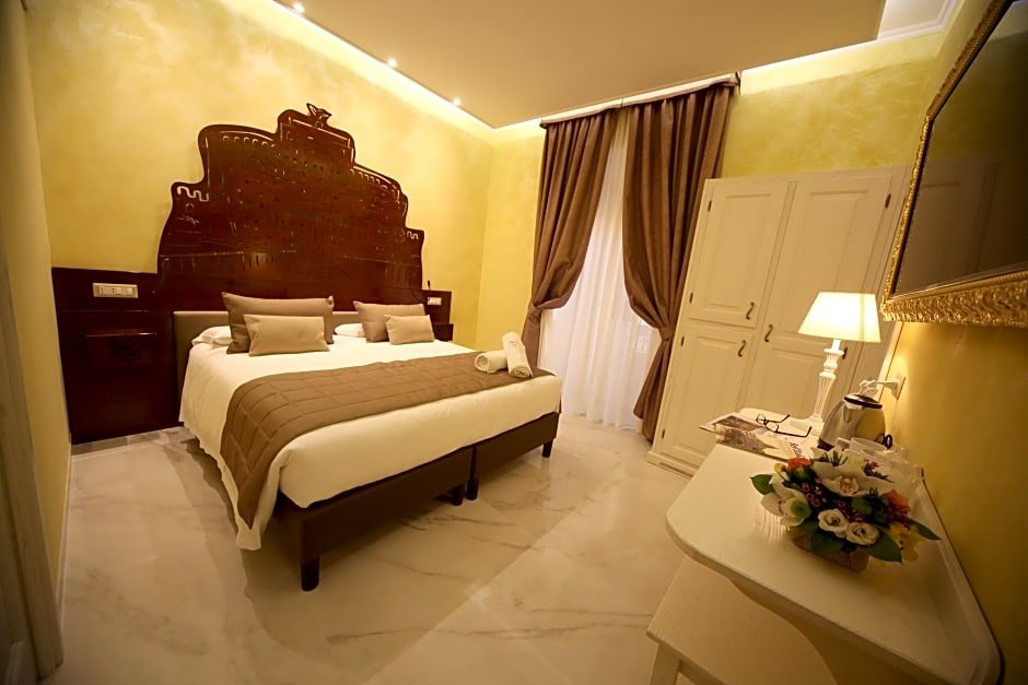 Фото Hotel Tritone