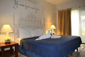 Гостиница Puerto de Luna Pet Friendly & Family Suites Hotel