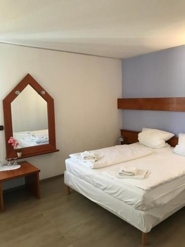 Фото Hotel & Restaurant Poseidon