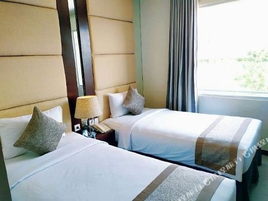 Фото Serela Waringin