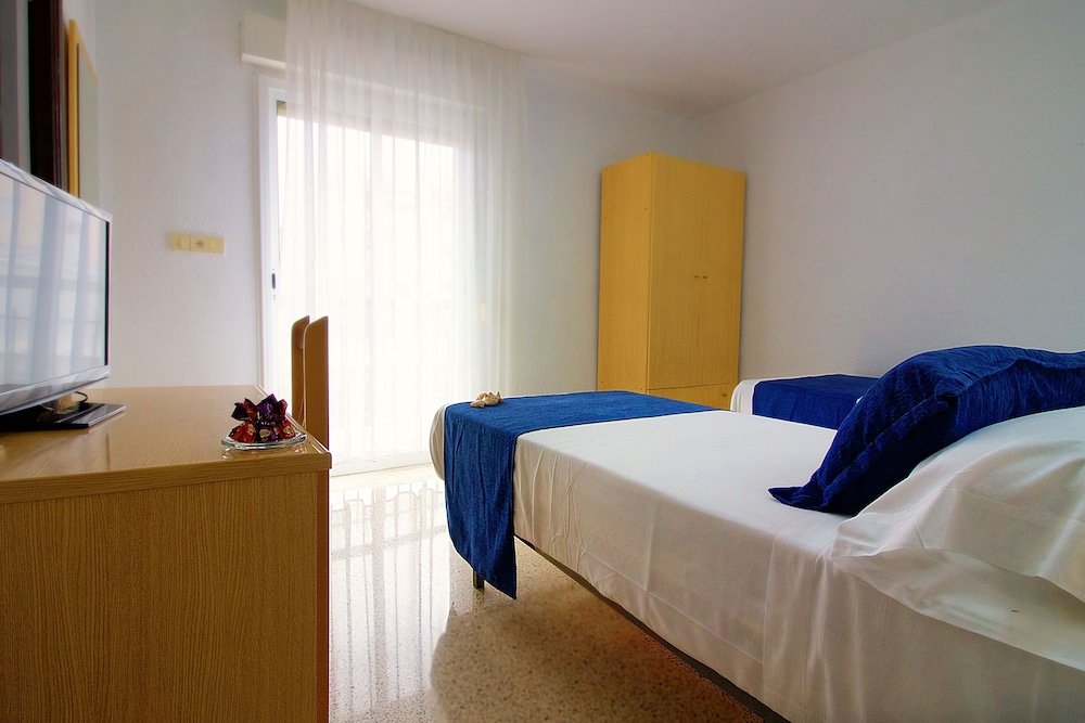 Фото Hostal El Mercat