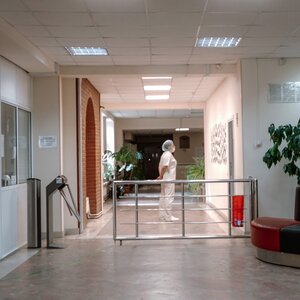 Russian Scientific Center for Surgery named after Academician B.V. Petrovsky, Scientific and Clinical Center No. 3 (Troitsk, Oktyabrskiy prospekt, 3), centro médico, clínica