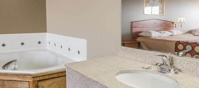 Фото Super 8 by Wyndham Ottawa